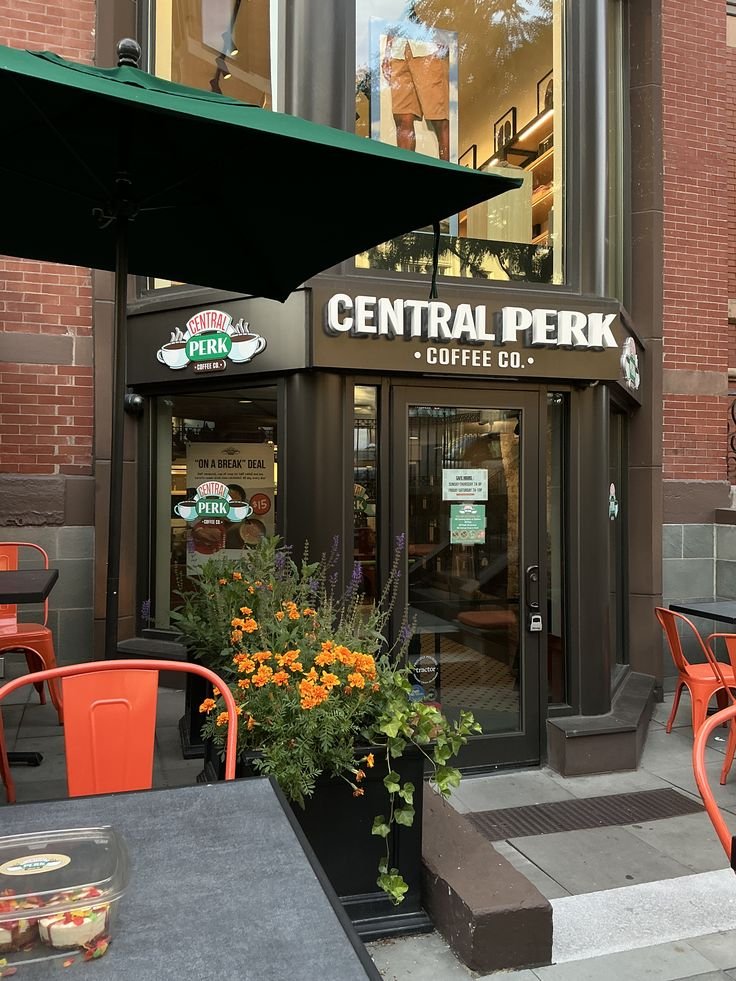 central-perk-coffee-cafe-central-park